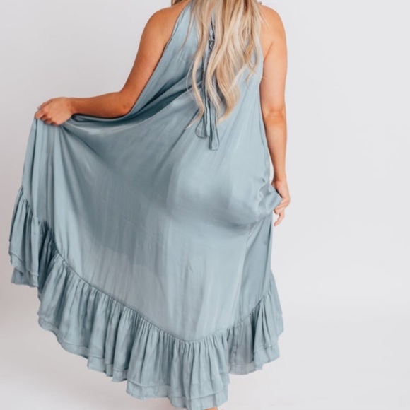 NWOT High-Low Halter Maxi dress in Dusty Blue - Picture 3 of 9